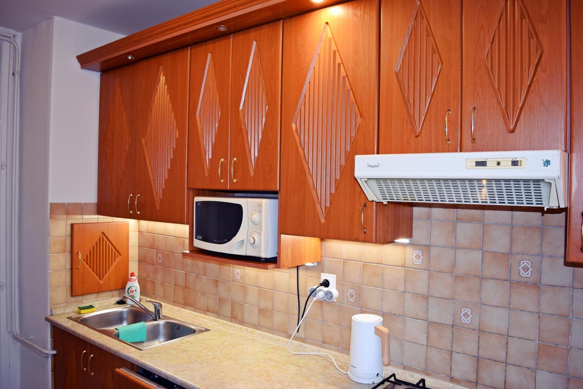 Belvarosi Classic Apartman 85 Square Meters Szombathely Buitenkant foto